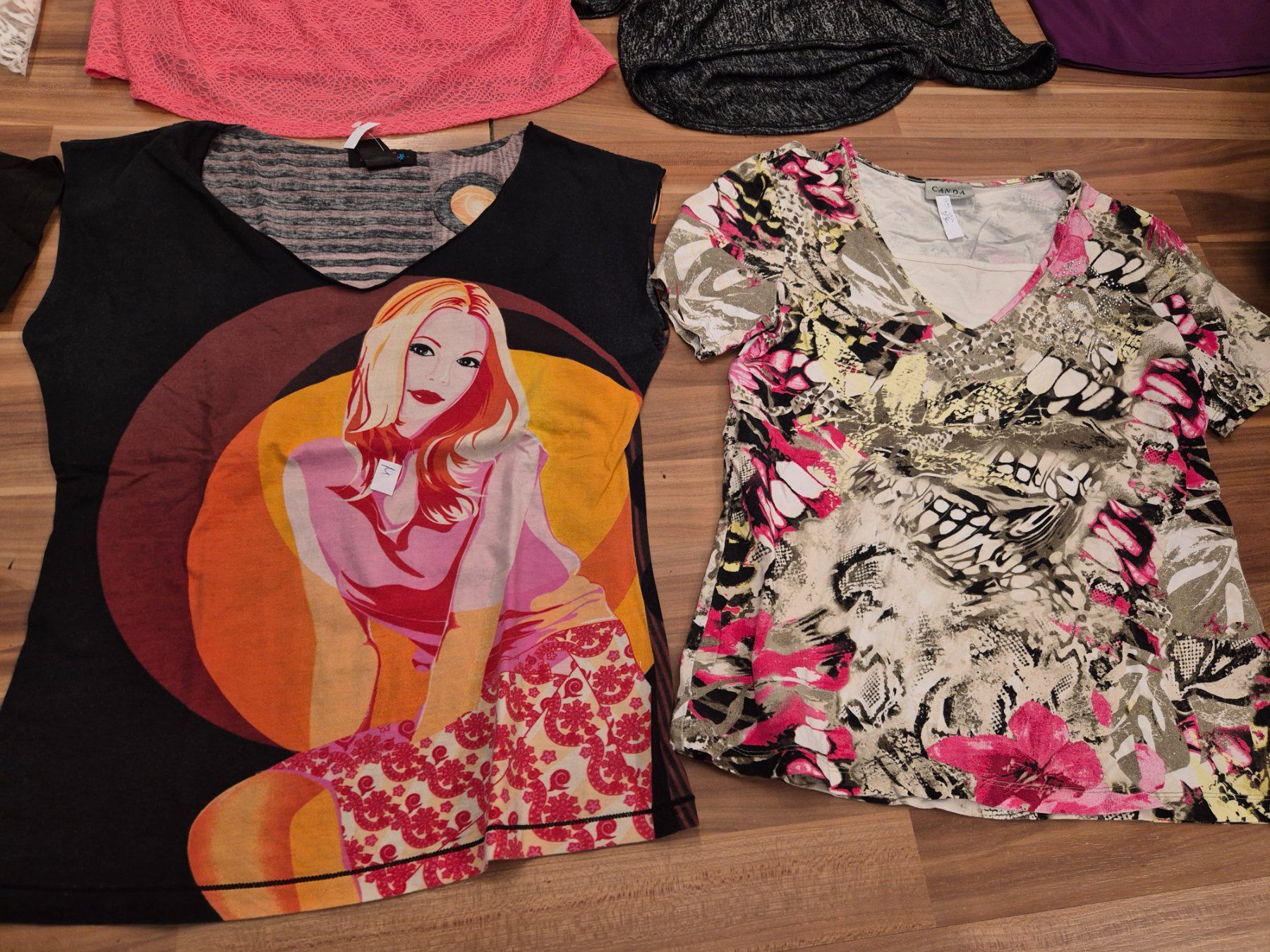 T-Shirts: 11 T-shirt gr M B14 – Gebraucht aus Schwarzenburg von Flamingo07 1
