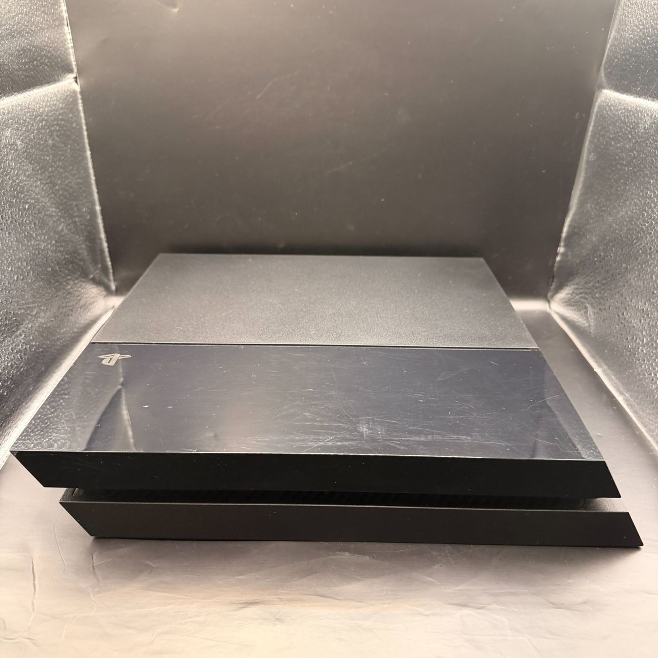 Sony Console: PS4 Konsole 500GB mit Controller – Usato da Düdingen venduto da Nerdworld 6