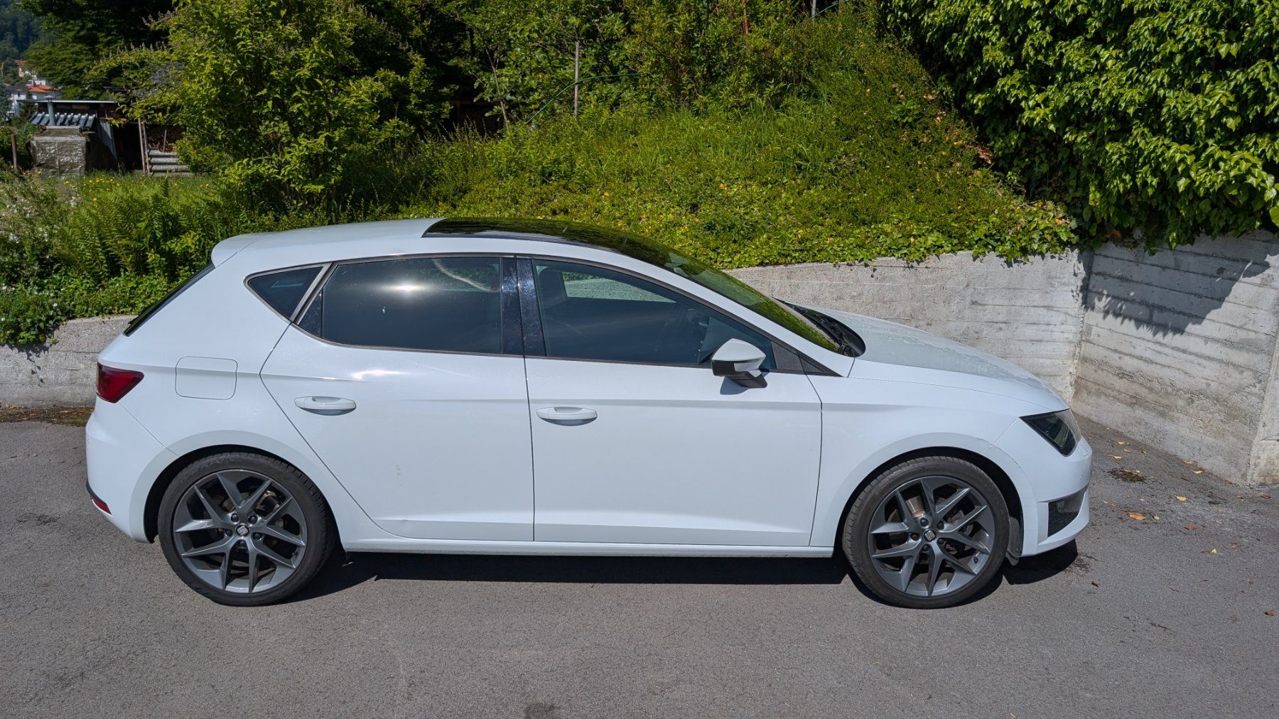Seat Automobili: SEAT Leon 1.4 TSI - FR – Usato da Lüchingen venduto da fyb59