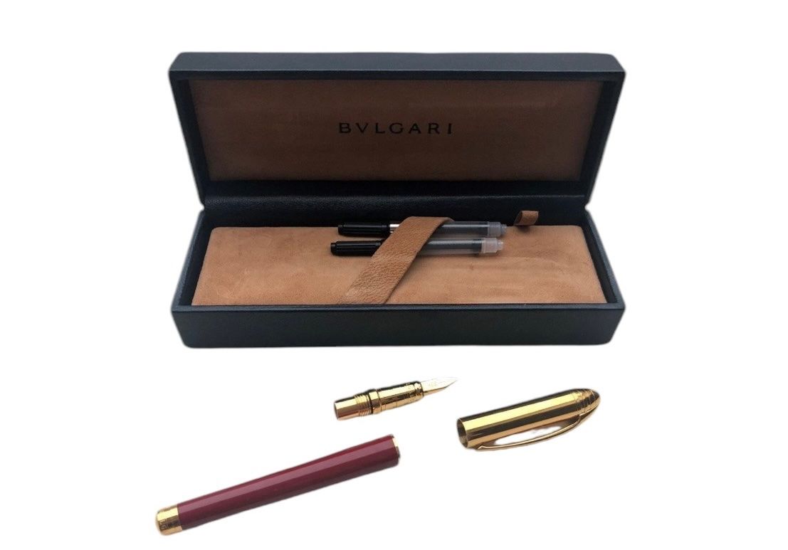 Il mondo degli animali: Plume / Füller Bvlgari – Usato da Dotzigen venduto da SecondHandGems