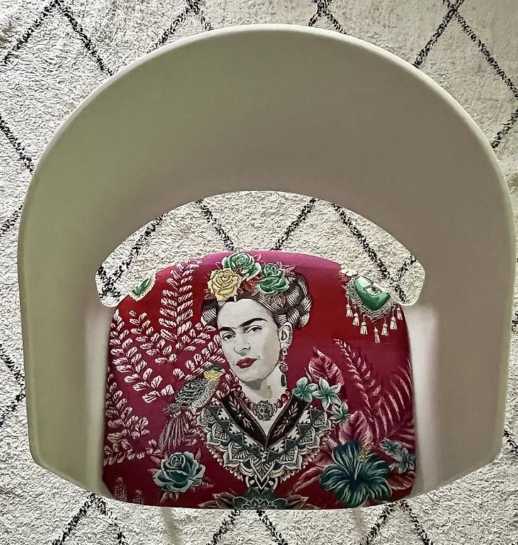 Sedie: Chaise scandinave Frida Khalo – Usato da Versoix venduto da L_armoire_d_isa 2