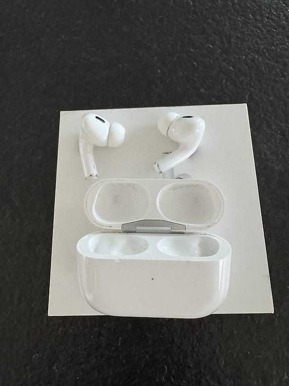 Cuffie: Apple AirPods Pro Gen2 – Usato da Auenstein venduto da Glaus2 2