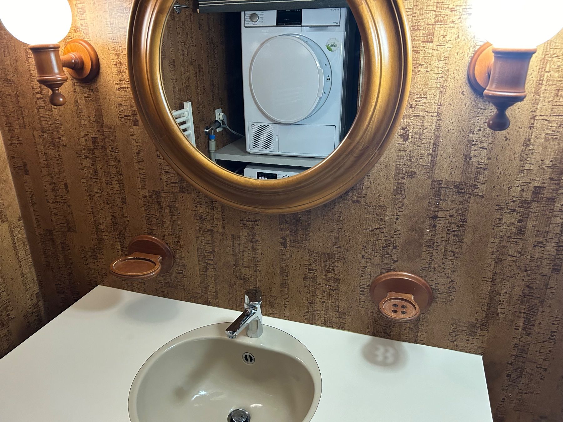 WC: Badezimmerartikel – Usato da Einigen venduto da GoodMorning2you 2