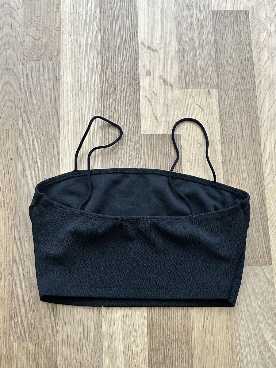Shein Top: Black Crop Top - Size L! – Usato da Spreitenbach venduto da ali_f95q 1