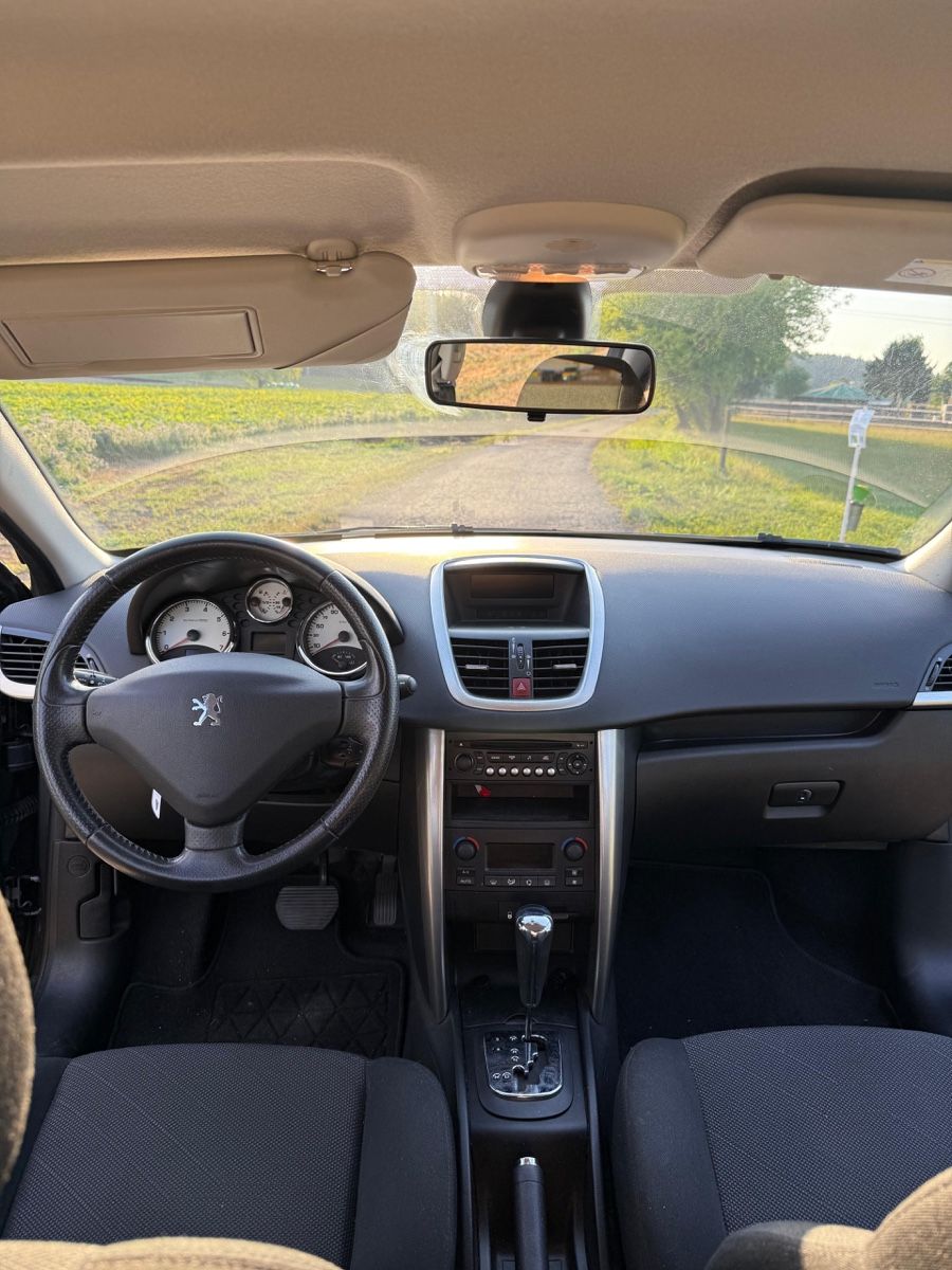 Peugeot Automobili: Peugeot 207 1.6i 16V – Usato da Thun venduto da reb_qd7f 6