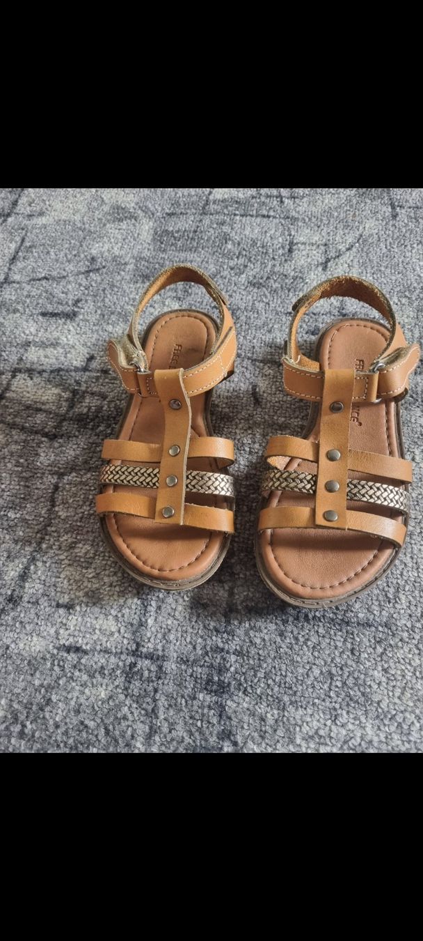 Scarpe per ragazze: Sandalen Leder  mädchen gr 28 – Usato da Buchs AG venduto da Kitten33
