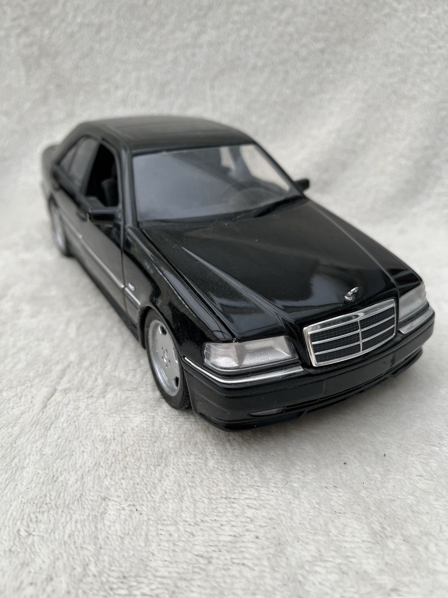 Mercedes-Benz Modellini d'auto: Mercedes C class AMG Modell – Nuovo (secondo la descrizione) da Oberweningen venduto da mer_2yn9