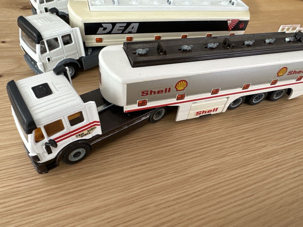 Siku Kits de montage: 3 SIKU 1:50 Tanklaster ab 19.- – D'occasion à Sennwald par HARO-Import 4