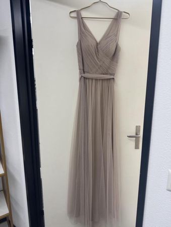 Abendkleid Tüll taupe Grösse 34-36 NEU