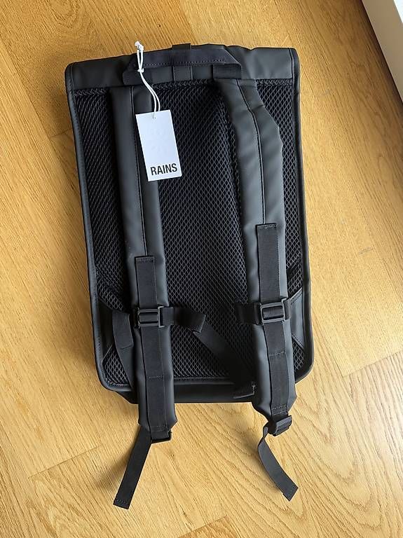 Rucksäcke: RAINS Rucksack ungetragen – Gebraucht aus Winterthur von Perina