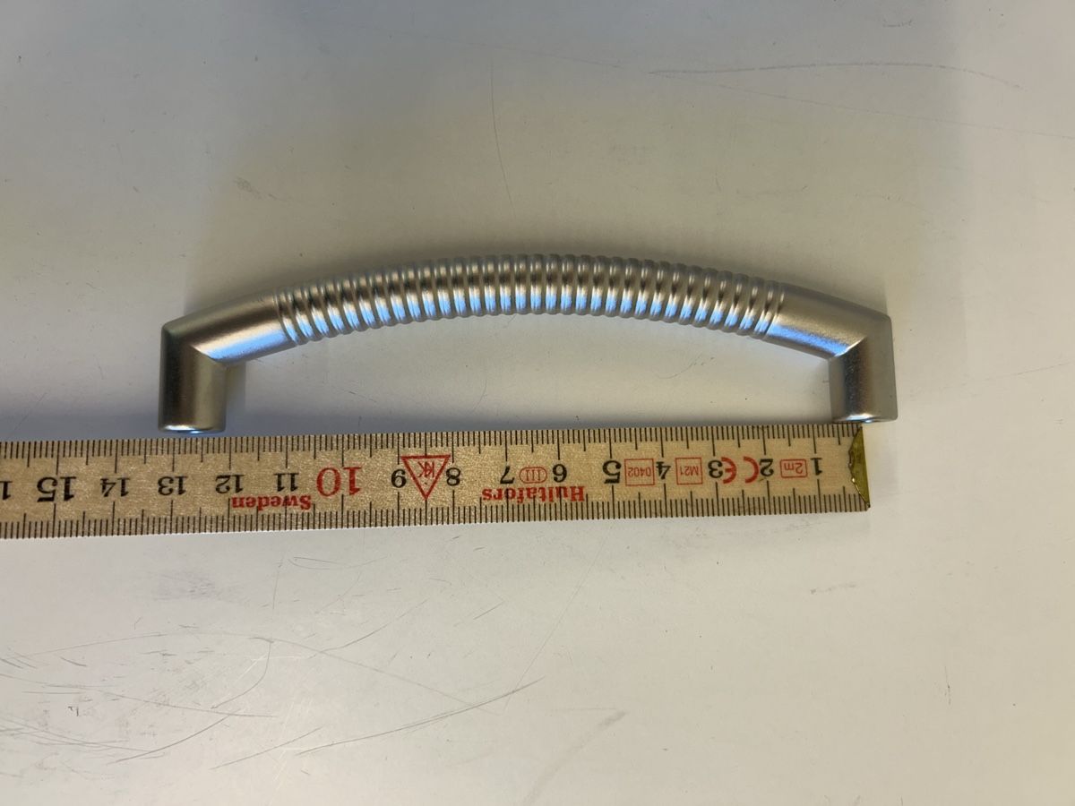 Ferramenta: Möbelgriff 36 Stück Bohrmass 128mm – Nuovo (secondo la descrizione) da Schenkon venduto da Paedy5 3