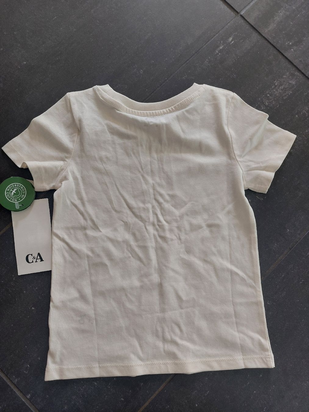C&A Camicie, T-shirt & Polo: 2x Kinder Shirt Grösse 98 / 3 Jahre – Nuovo (secondo la descrizione) da Siebnen venduto da LastChanc2 4