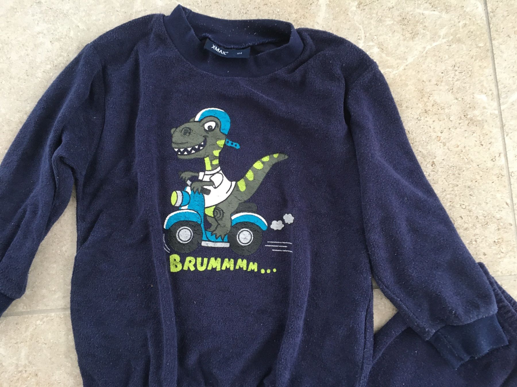 Pigiama & Simili: Pyjama Dino Gr. 104 Frotee – Usato da Gächlingen venduto da Tara_devi 2