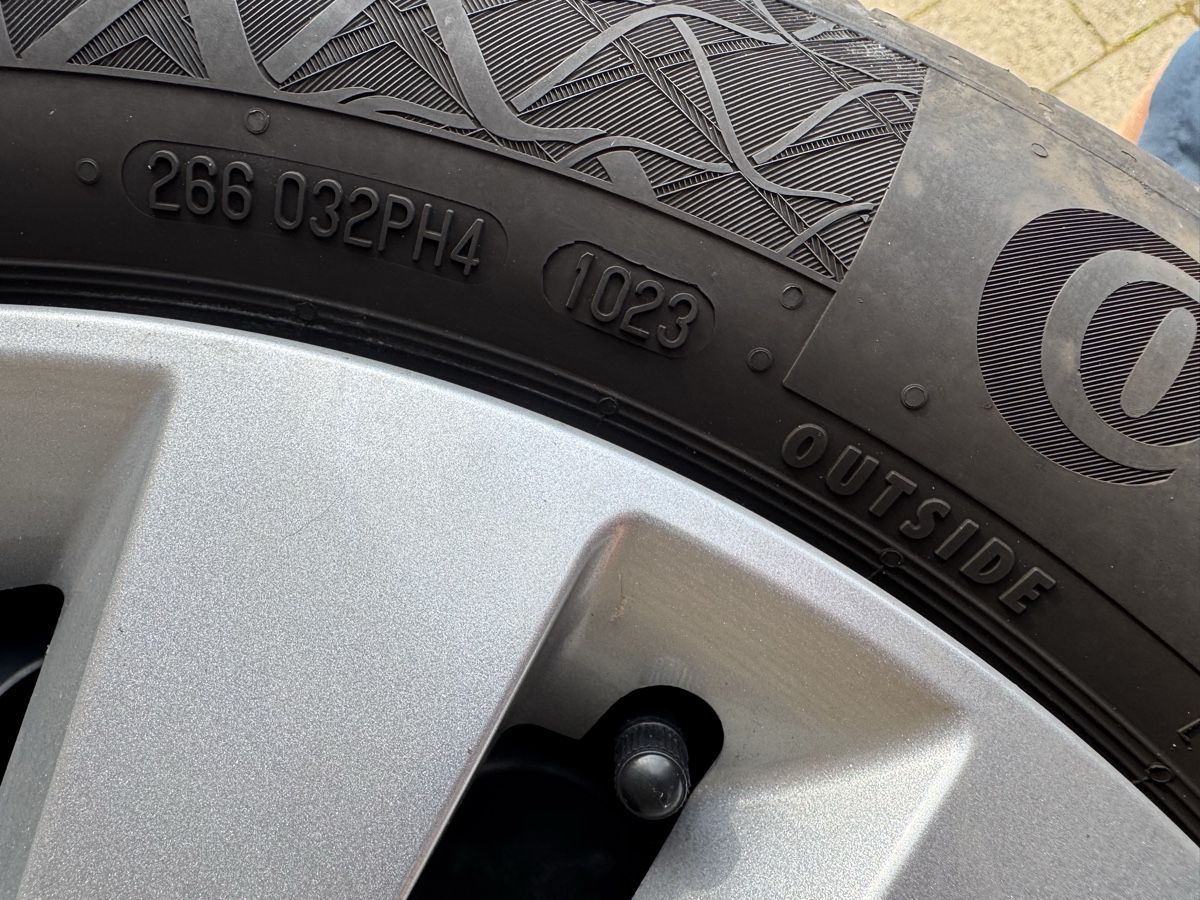 Pneus & Kompletträder: Skoda Kompletträder, 205/55 R16 Fast neue Sommerreifen – Neu (gemäss Beschreibung) aus Schenkon von Mnop 2