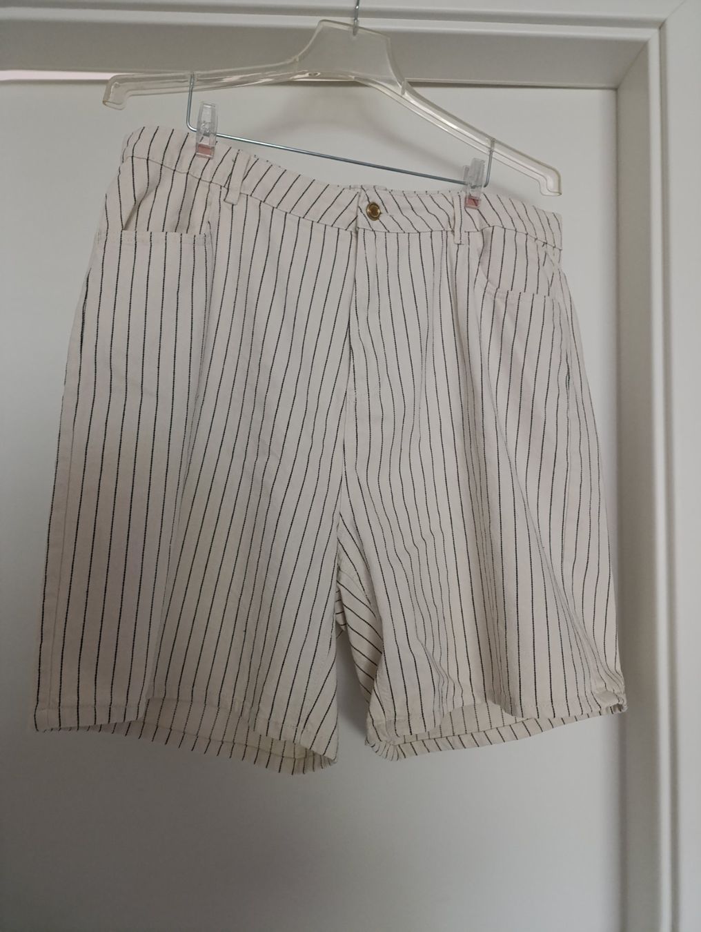 Pantaloni: Short à rayures – Nuovo (secondo la descrizione) da St-Cergue venduto da Neviana