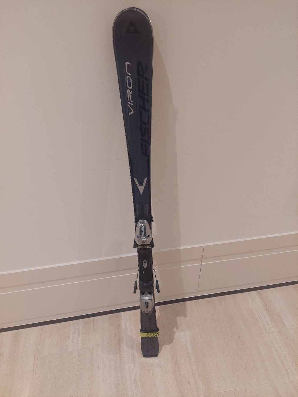 Fischer Sci: Fischer Viron 8.8 Ski, 160cm – Usato da St. Moritz venduto da psina20 2