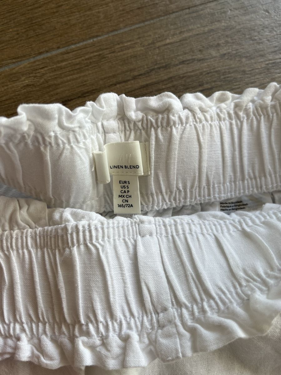 H&M Hosen: Short blanc H&M en lin, taille S – Gebraucht aus Hauterive NE von Lipal 2