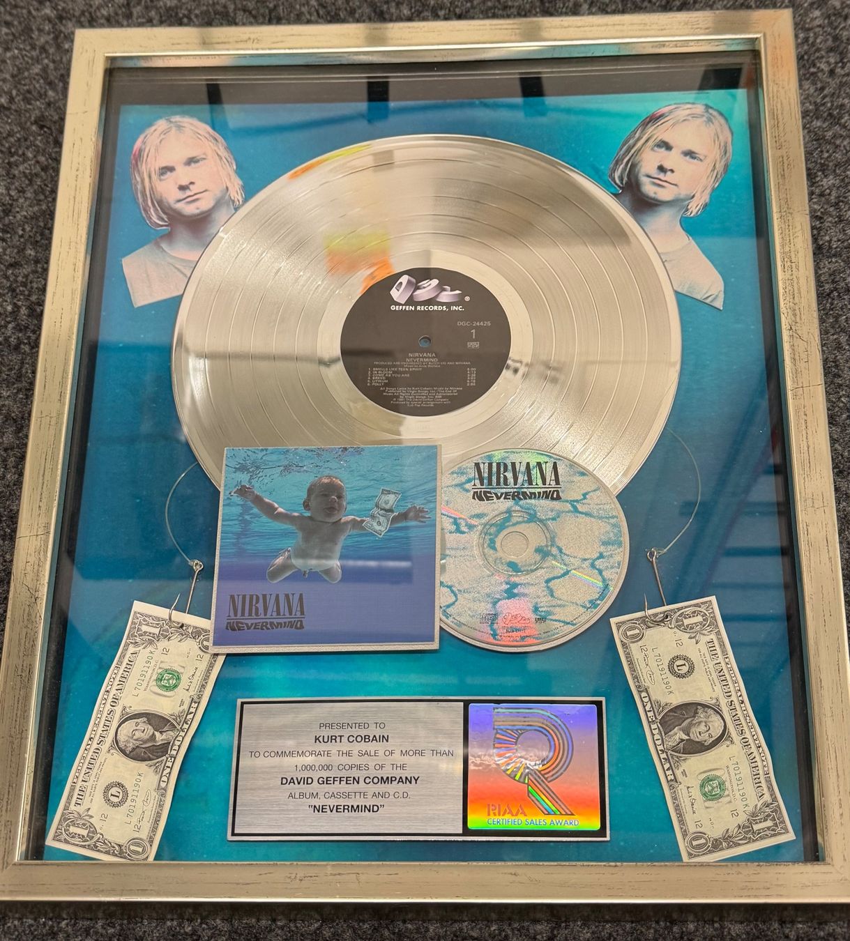 Cartes à collectionner: RIAA Award Nirvana, Kurt Cobain – Neuf (Voir description) à Lausanne par Awards