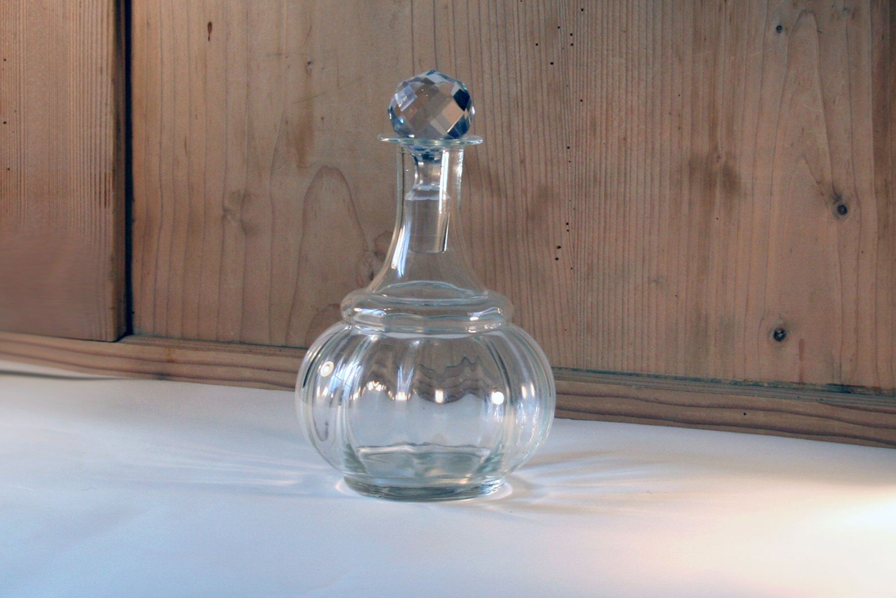 Caraffe: Antike Glas-Karaffe um 1900 / Likörflasche  mit Stopfen – Usato da Hosenruck venduto da Musikmamsell