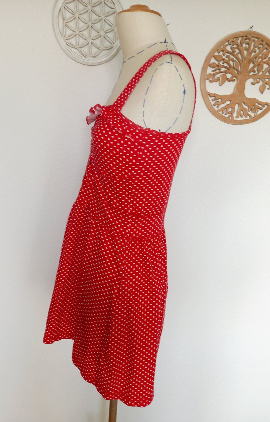 Kleider: Rotes Baumwollkleid mit Tupfen XS – Gebraucht aus Zwillikon von Leewii 3