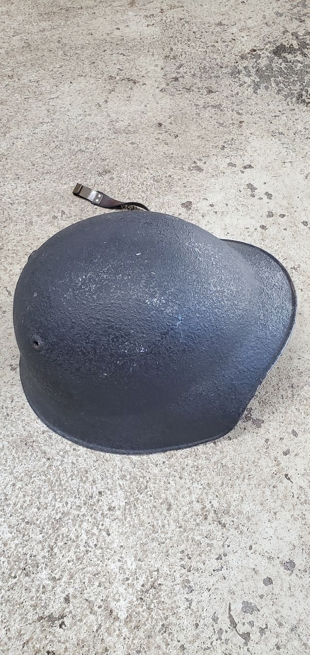 Armée suisse Uniformes & Effets: Militärhelm – D'occasion à Unteriberg par AronZ 1