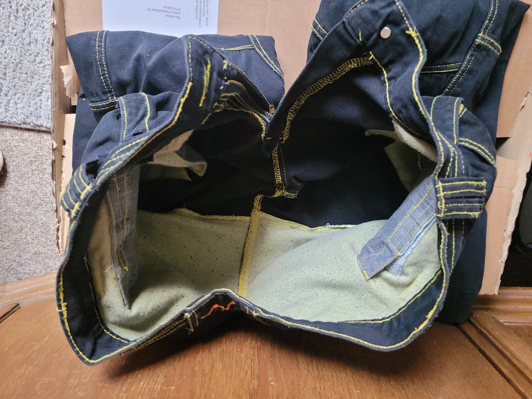 Jeans: Motorrad Jeans – Usato da GLARUS venduto da Glarus4