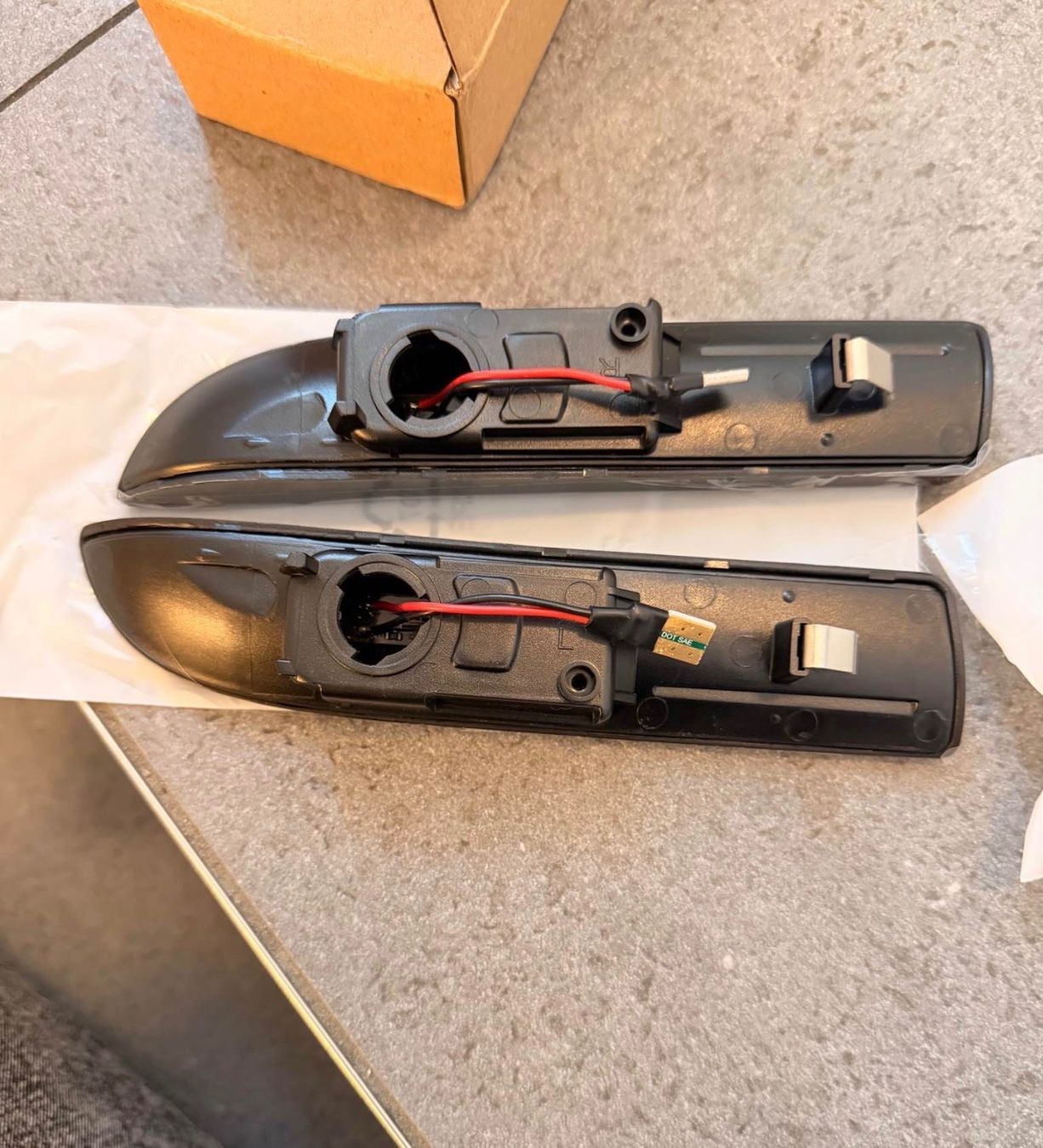 Porsche Toutes les pièces auto: Porsche Panamera 970 LED Dynamische Seitenmarkierungsblinker – D'occasion à Gossau SG par cloud9 2