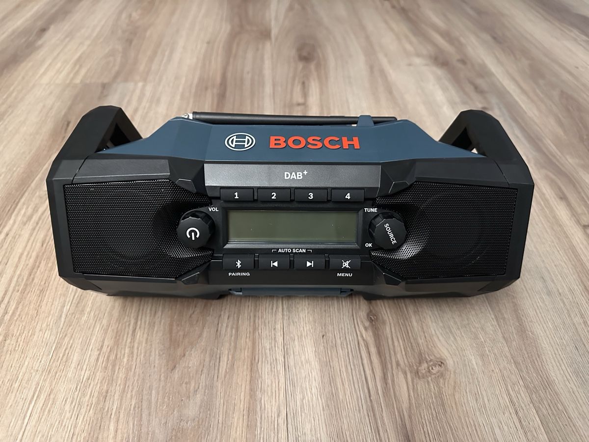 Bosch Radio: Bosch GPB 18V-2 SC DAB+, Bluetooth Radio – Nuovo (secondo la descrizione) da Pfyn venduto da ninosch7 1