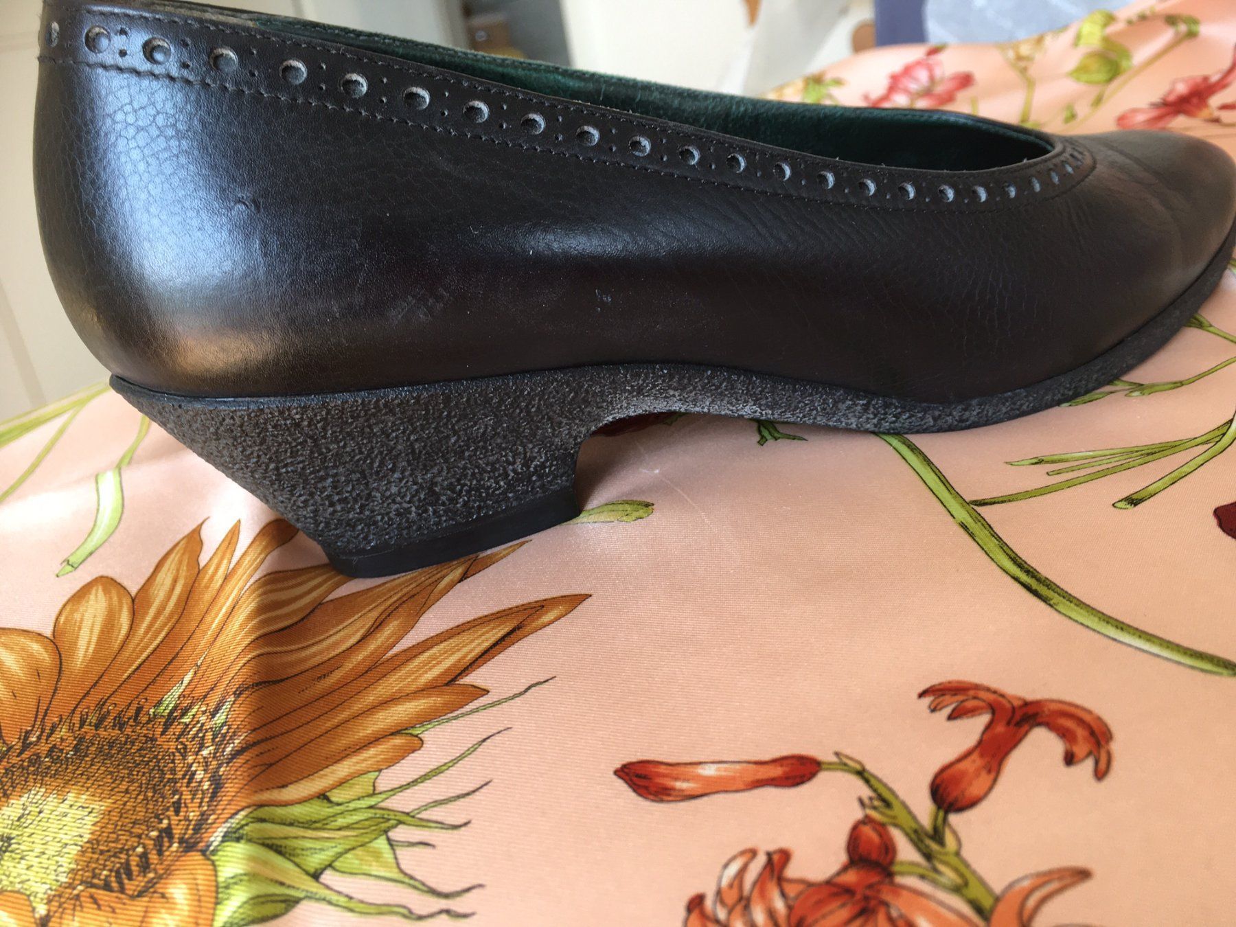 Scarpe da donna: Halbschuhe, Pumps Marine, Leder Gr. 38 – Usato da Münchenstein venduto da ann_2n6y