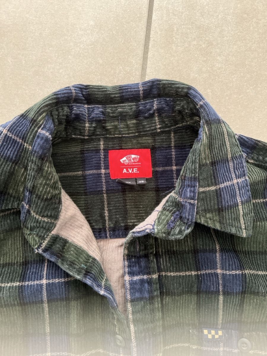 Jacken: Warme Vans Cord Hemd Gr. XS, ideales Herbst- oder Winterhemd – Gebraucht aus Meierskappel von Coke 1