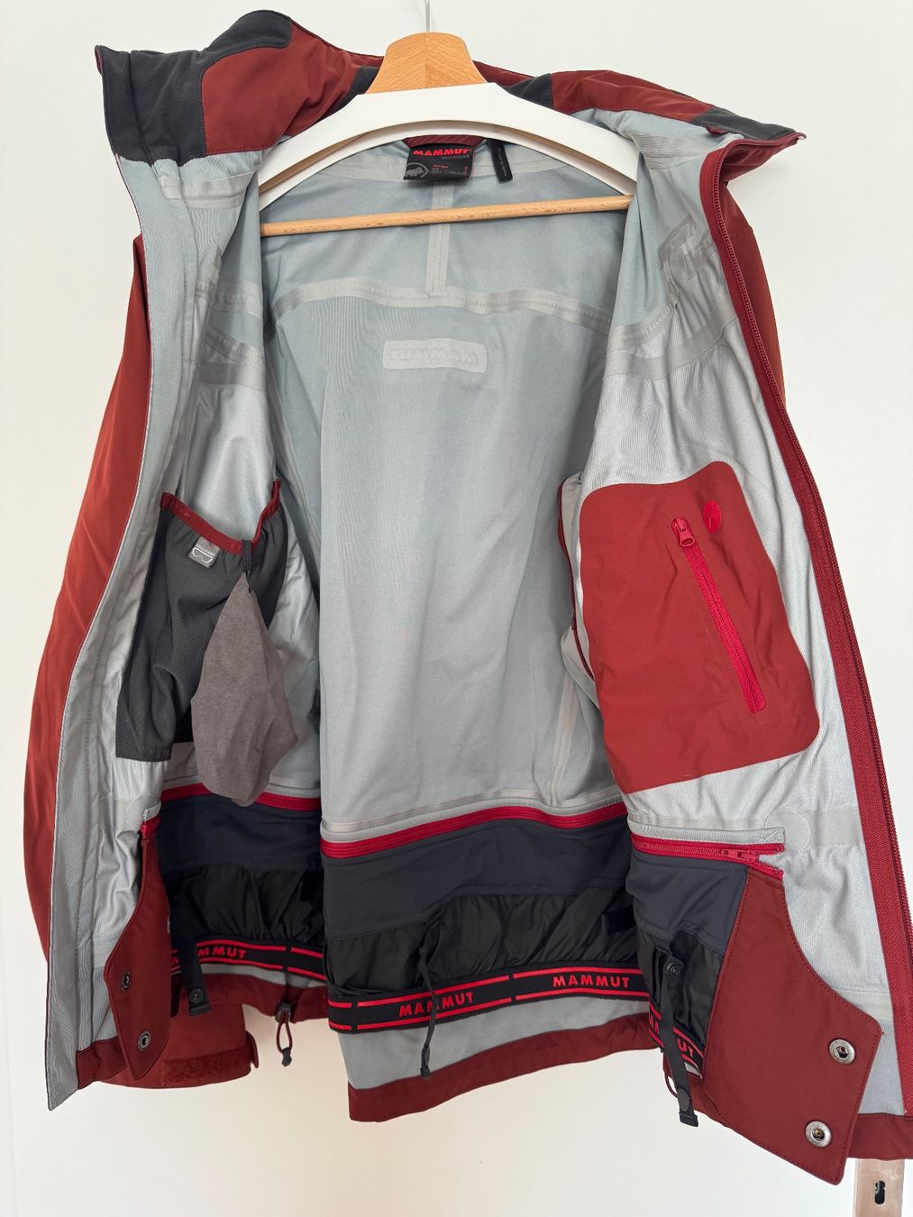 Mammut Jacken: Mammut Hardshell Ski/Snowboard Jacke – Gebraucht aus Winterthur von Buzzi... 6