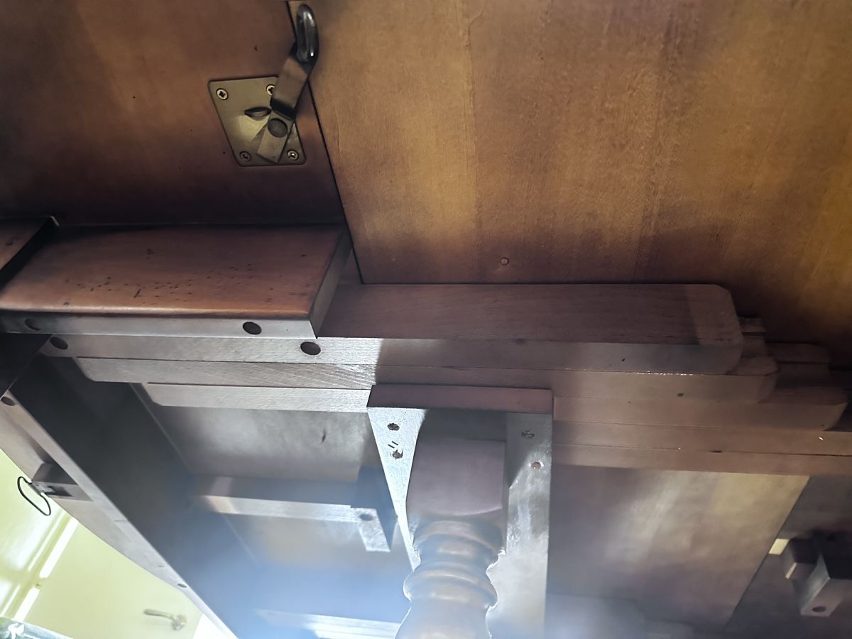 Tische: Table en noyer – Gebraucht aus Veyrier von VeyrierMan 2