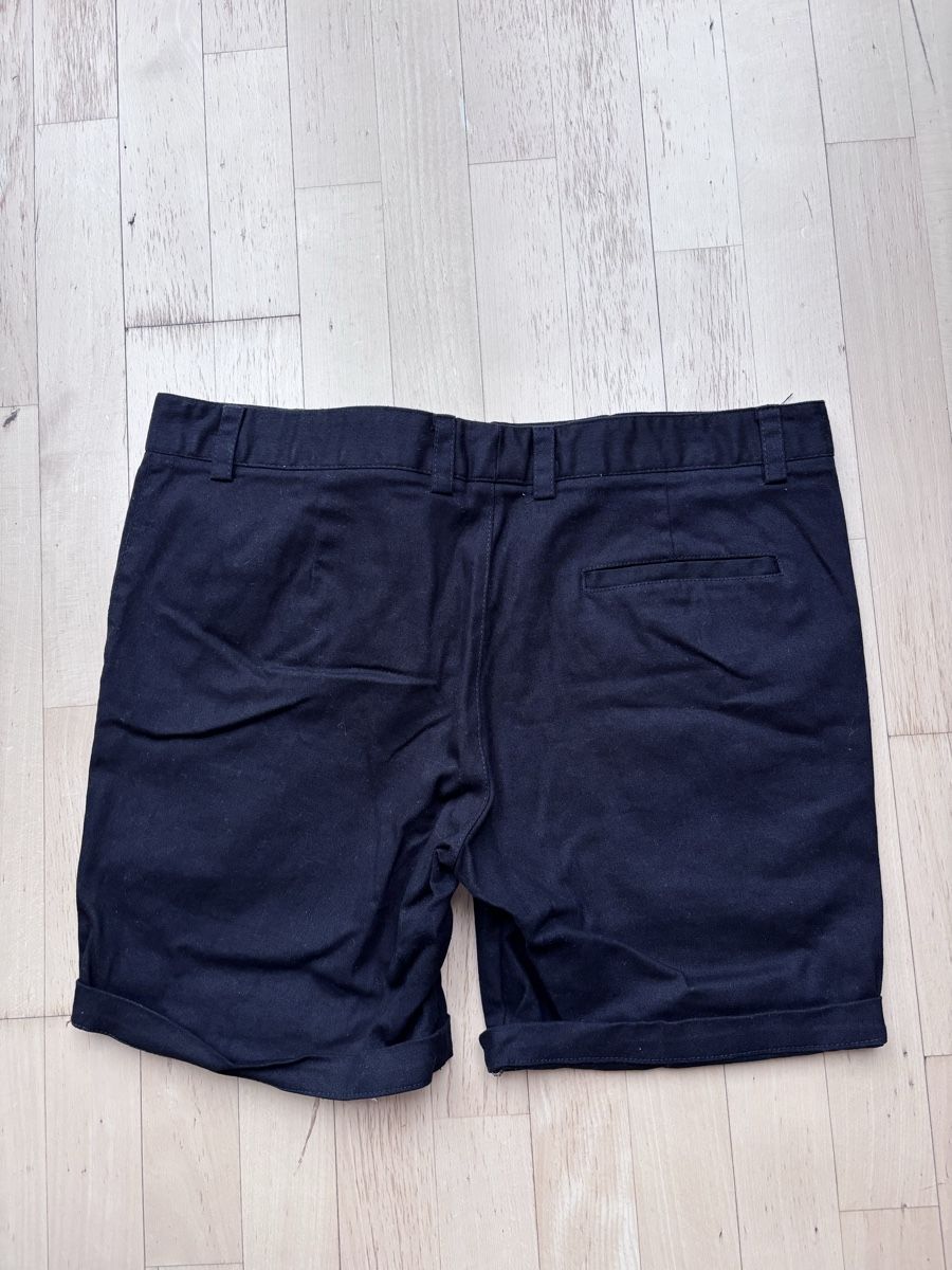 Pantaloni: Men's Summer Shorts, Size 34 – Usato da Zürich venduto da Grothschild 2