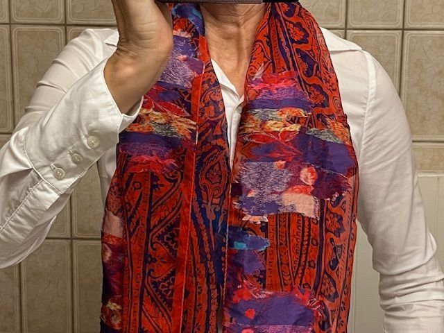 Etro Foulard & Sciarpe: Schal ETRO rot mit Muster - NEU – Nuovo (secondo la descrizione) da Zollikon venduto da Mar126 2