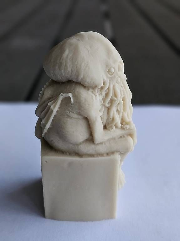 Statuette: 3D-Cthulhu-Figuren aus Giessharz – Nuovo e nell'imballaggio originale da Othmarsingen venduto da Kamoff 2