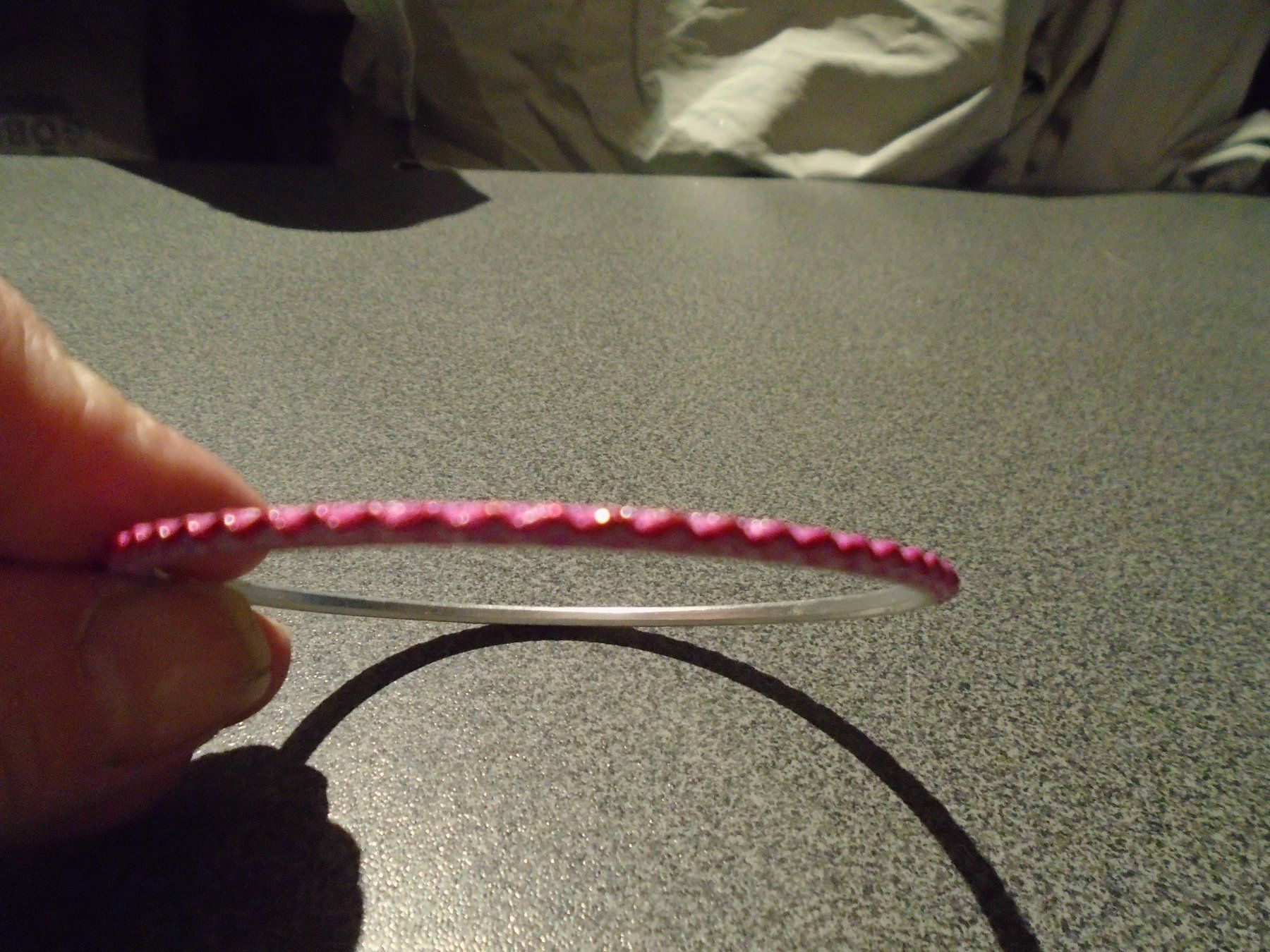 Armbänder & -reifen: Armreifen Wellenmuster, pink – Gebraucht aus Zürich von abraxas1291