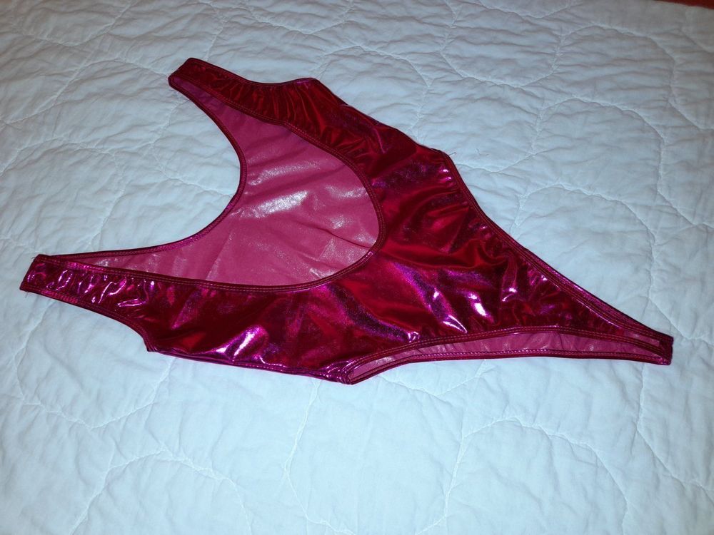 Lack Stringbody mit im Schritt Offen | Kaufen auf Ricardo