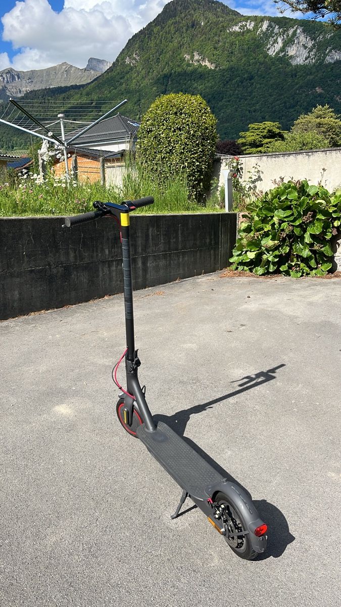 Scooter: Trottinette électrique Xiaomi – Usato da Aigle venduto da bor_zv6q 6