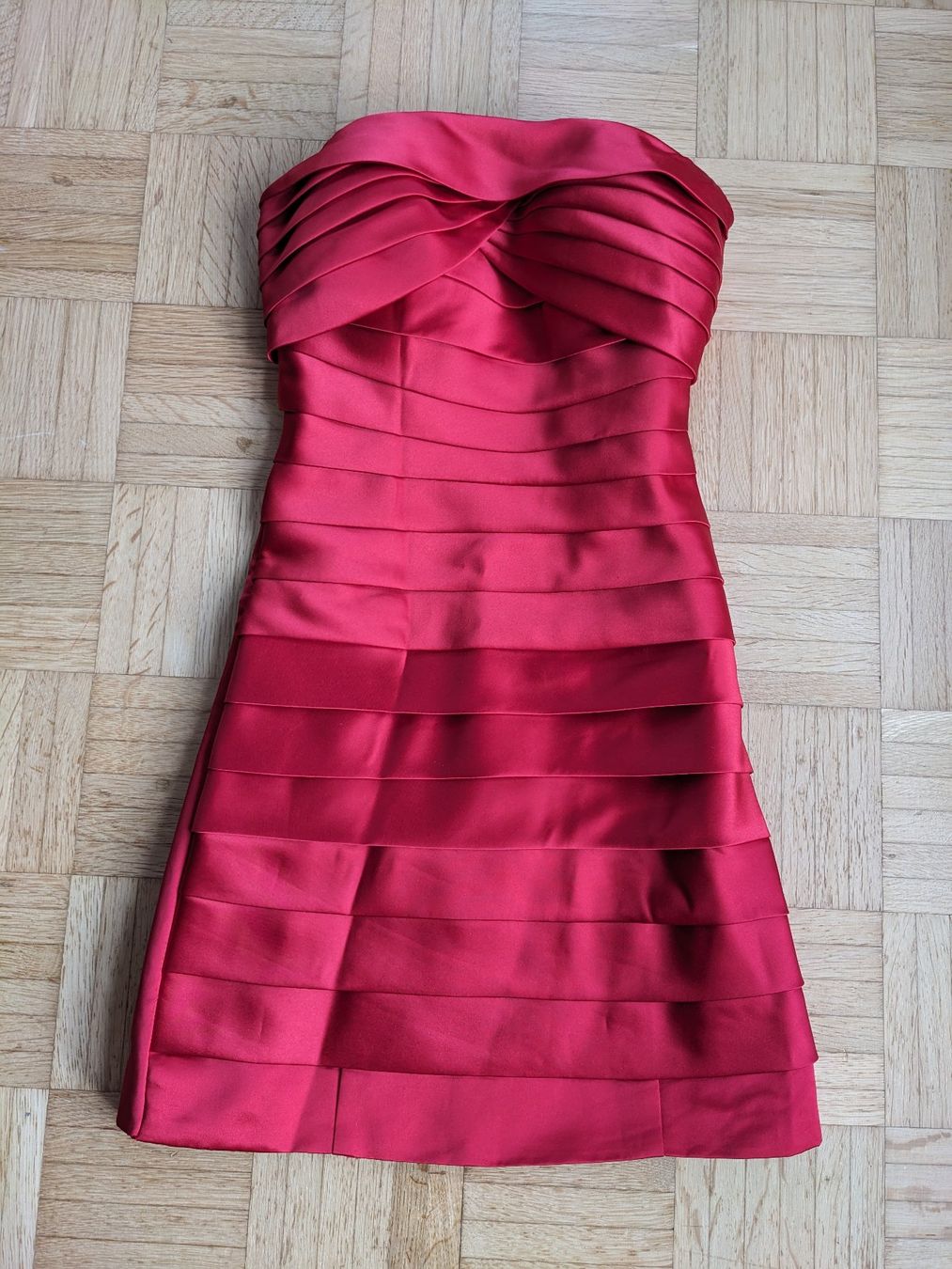 Vestiti: trägerloses rotes Cocktailkleid XS – Nuovo (secondo la descrizione) da Lengnau AG venduto da Nathi88