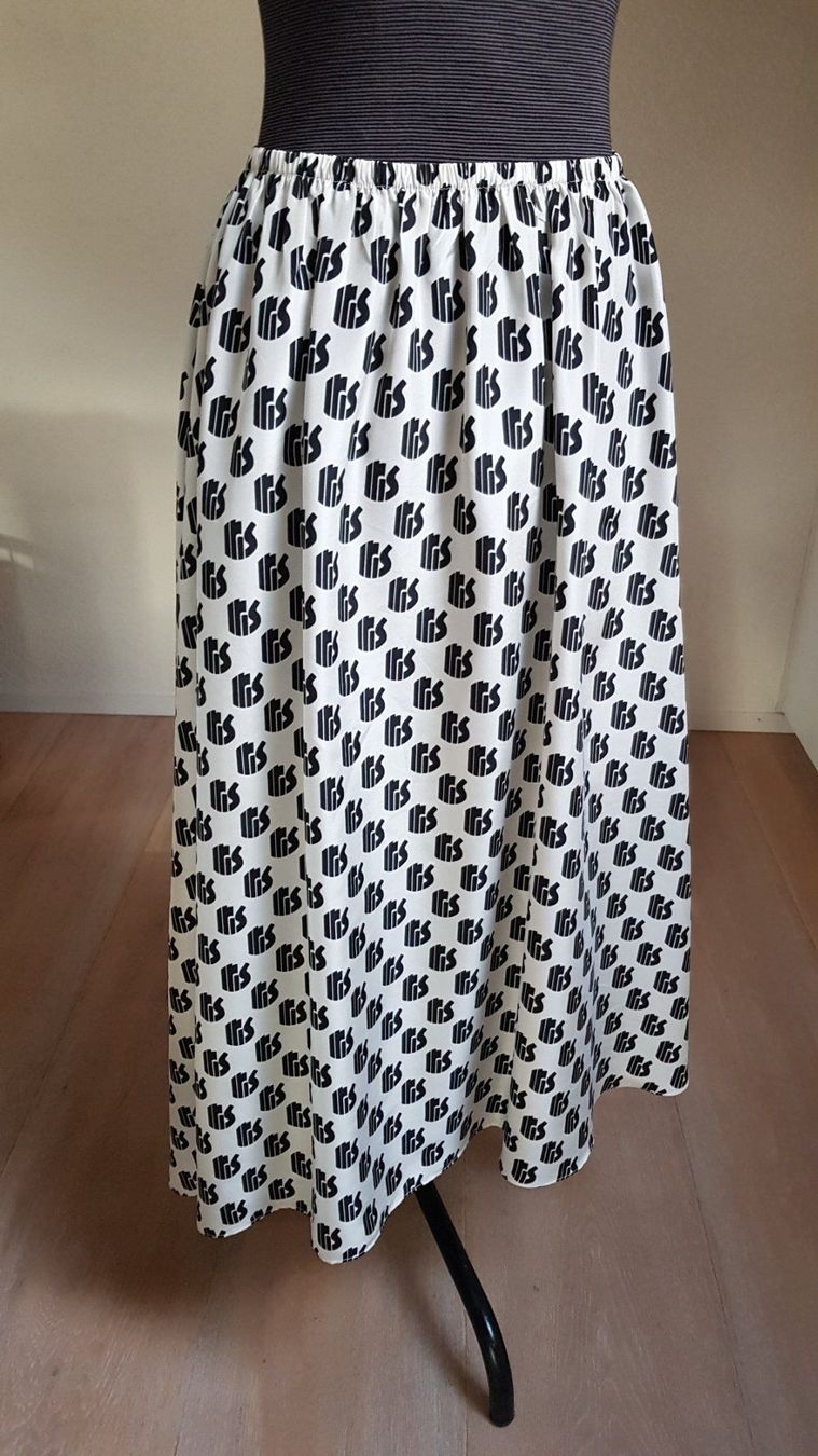 Vestiti: IRIS Seidenkleid/Rock – Nuovo (secondo la descrizione) da Reutigen venduto da IrisFashion 1
