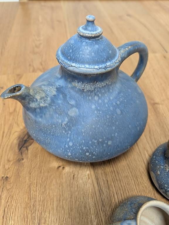 Set di piatti: Tee Set Töpferei handgefertigt blau – Usato da Laufen venduto da laufetaler 4