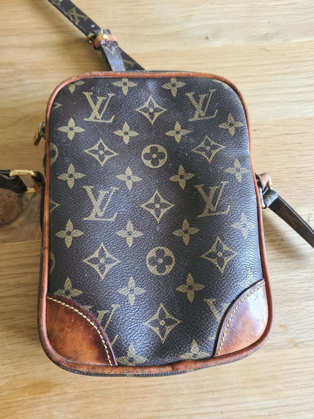 Louis Vuitton Borse: Pochette Louis Vuitton – Usato da Porrentruy venduto da manu1609 3