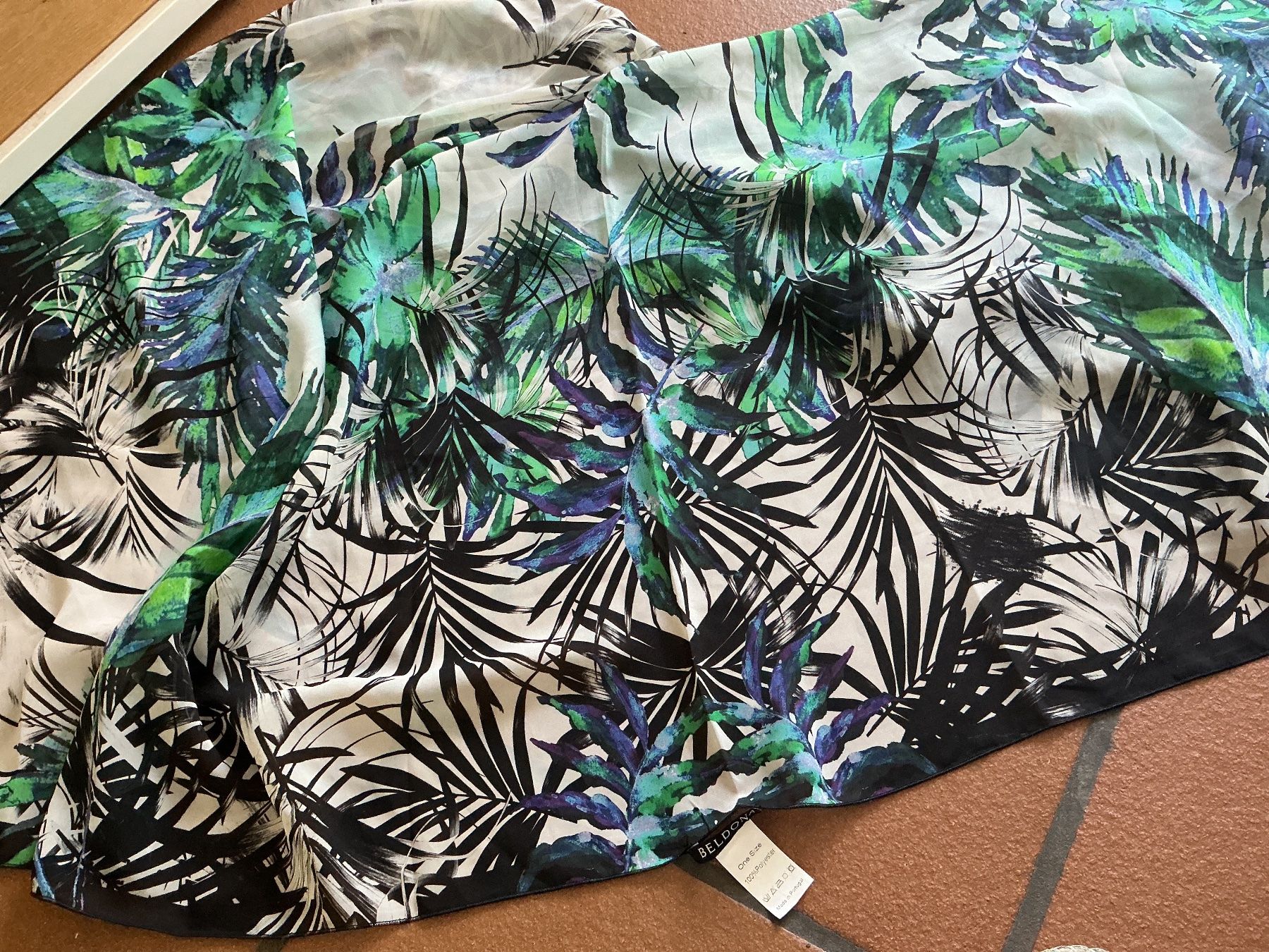 Beldona Maillots de bain & Bikinis: Beldona Pareo. – D'occasion à Wettingen par Andres54