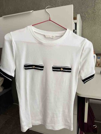 T-Shirt weiss schwarz mit Taschen gebraucht
