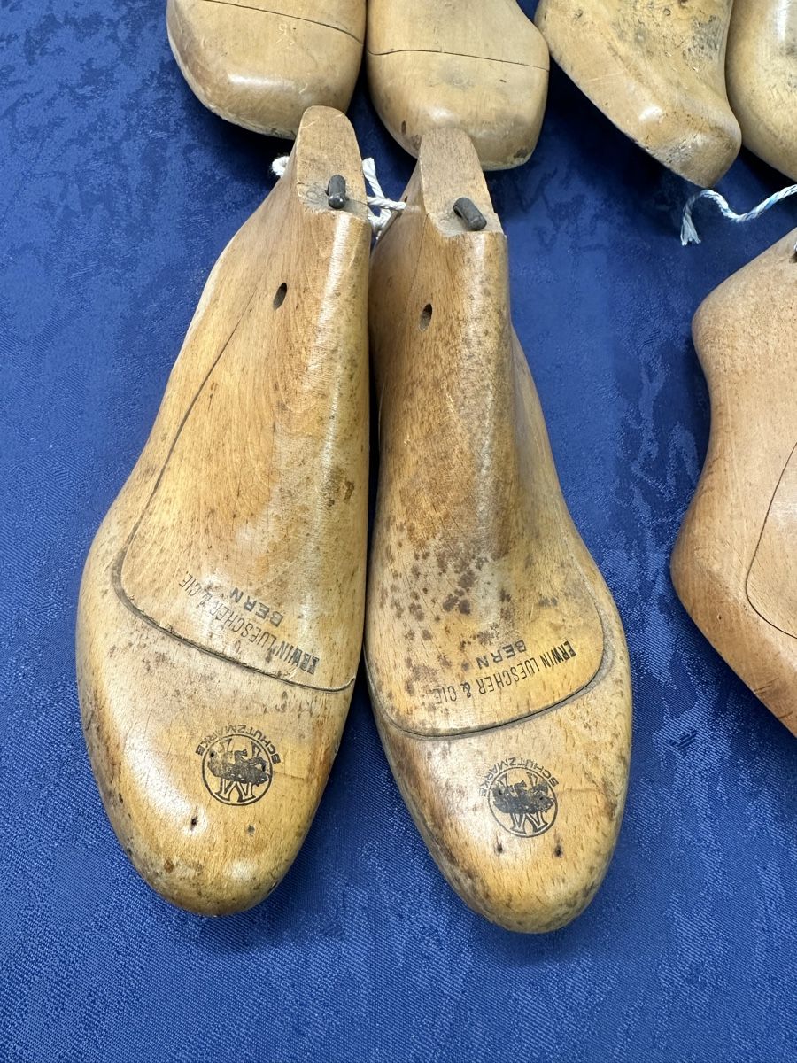 Altro in  Abbigliamento & Accessori: 4 Vintage Shoe Lasts Collection:  Cobblers Tool – Usato da Elsau venduto da MANWITHVAN 1