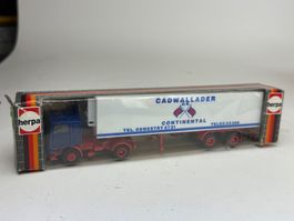 VE- Herpa Volvo Kühlkoffer Sattelzug Cadwallader