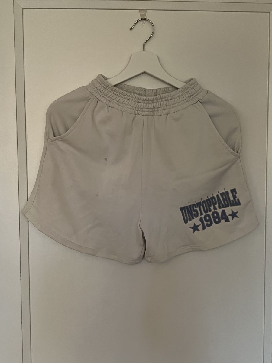 Tally Weijl Pantaloni: Sporthose kurz Gr.32 – Usato da Bern venduto da Regi1975