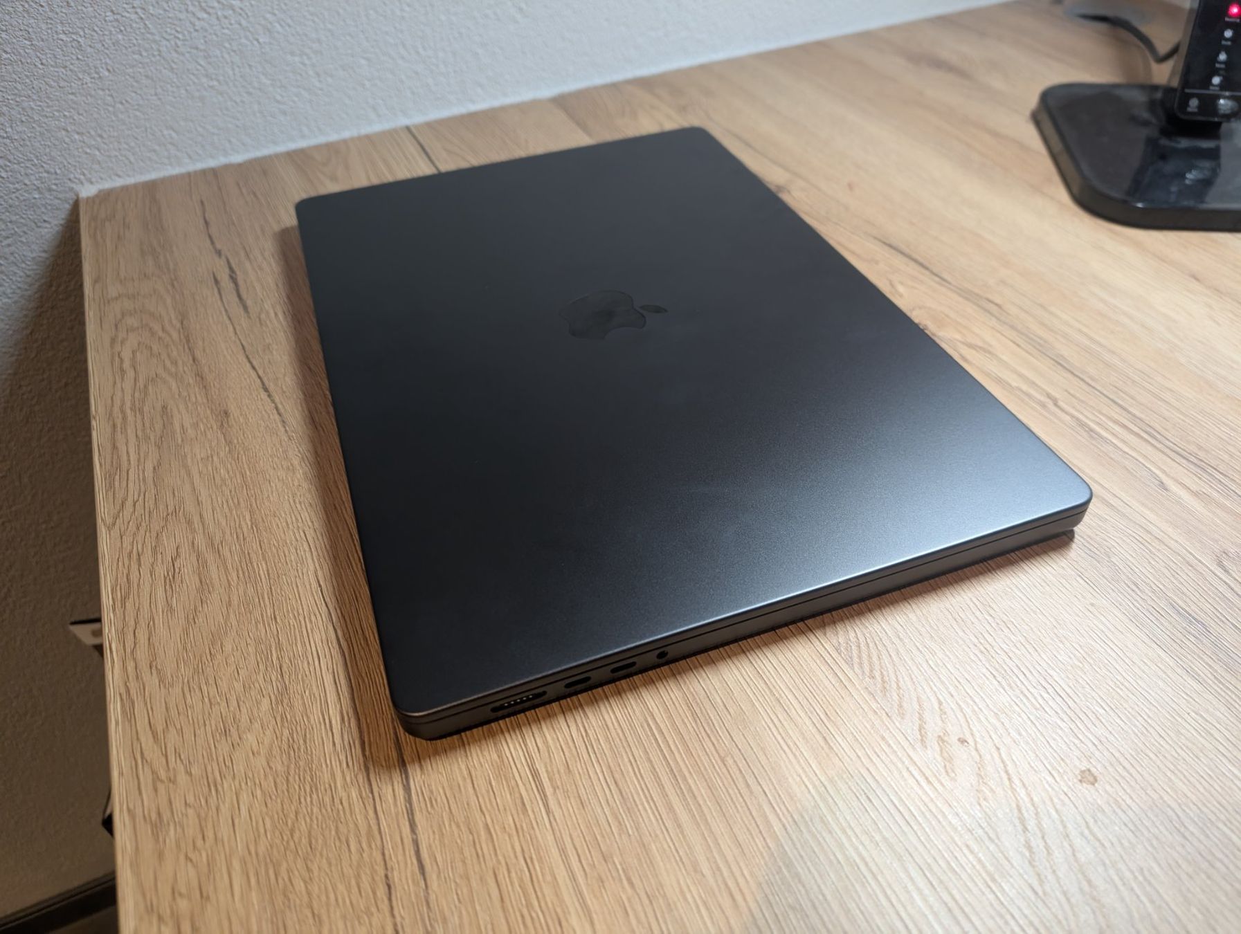 Apple Notebooks: MacBook Pro 16" M5 Pro 18C CPU/20C GPU/1 TB/48 GB / SpaceBl. – Neu (gemäss Beschreibung) aus Schwarzenegg von clasa_gmbh 3