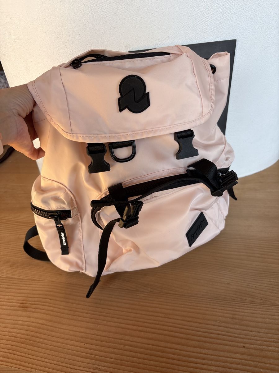 Invicta Rucksäcke: INVICTA Rucksack neu – Neu (gemäss Beschreibung) aus Môtier (Vully) von Iljos
