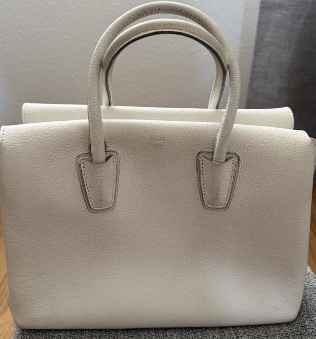 Mcm Sacs femmes: Original MCM Milla Tote Tasche  – D'occasion à St. Gallen par kos_z6kb 3